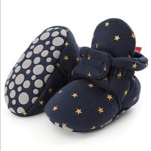 𝅺Babies non skid soft booties, navy star